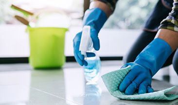 MOVE-IN / MOVE-OUT CLEANING